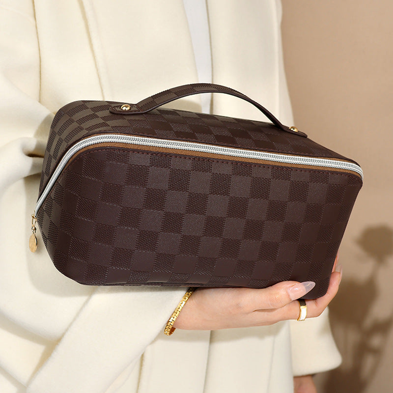 Luxury Checkerboard Makeup Bag - Dreami XO