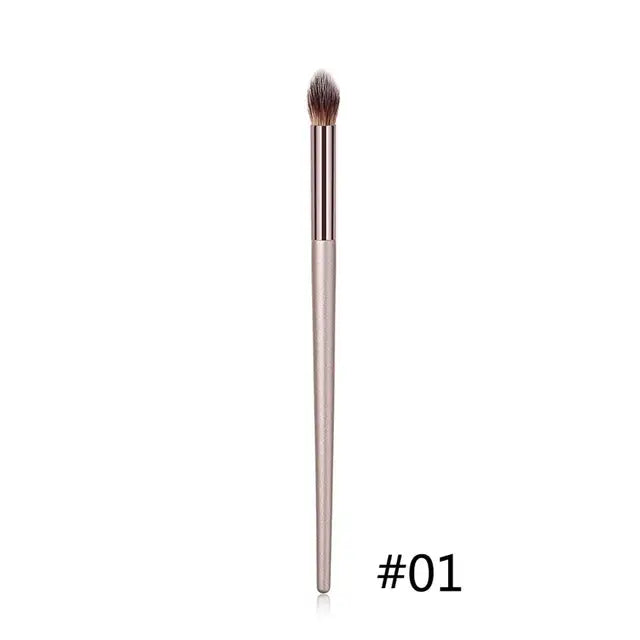 1 Pcs Luxury Makeup Pro Brush - Dreami XO